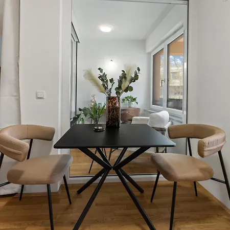 Ma Suite - Cozy Apartment 2P - Best Location - Private Parking Augsburg Exterior foto