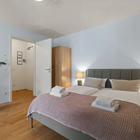 Ma Suite - Cozy Apartment 2P - Best Location - Private Parking Augsburg Exterior foto